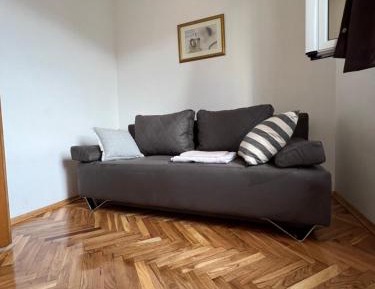 Apartment with Garden View