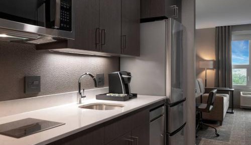 King Studio with Sofa Bed