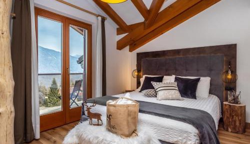 Double Room with Mountain View