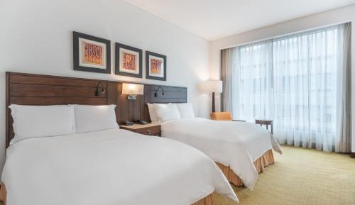 Deluxe Guest Room with Two Double Beds 