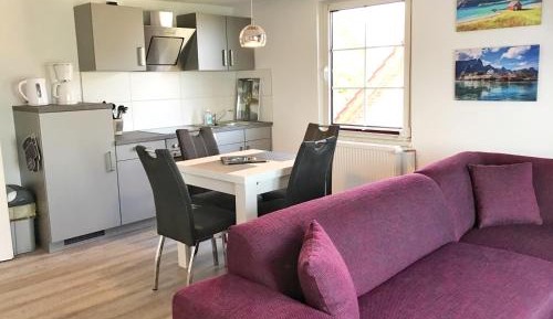 Apartment with Lake View