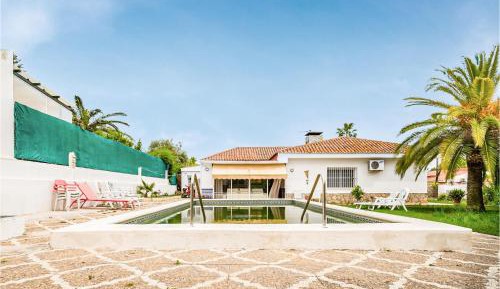 Three-Bedroom Vacation Home 