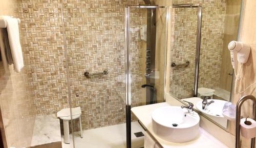 Family Room with Mountain View