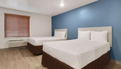 Double Room with Two Double Beds - Non-Smoking