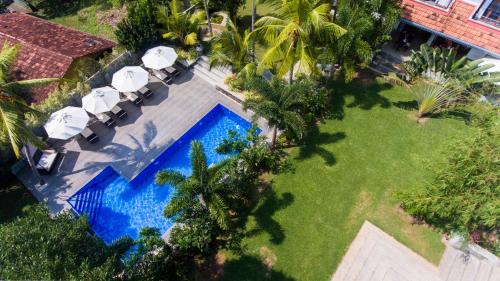 Junior Suite with Pool View