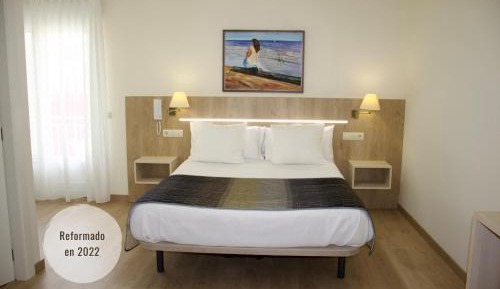 Double Room with Terrace and Beach View  