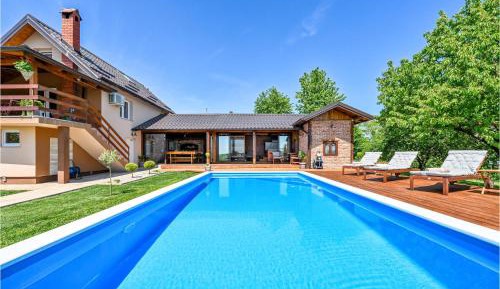 Four-Bedroom Vacation Home