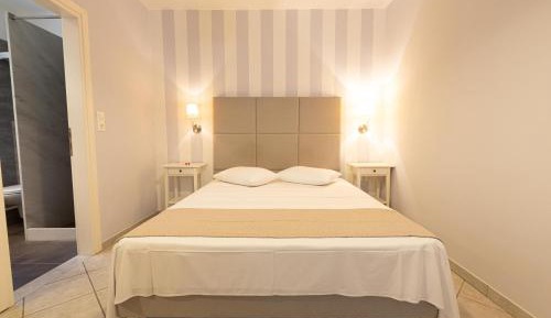 Deluxe Triple Room with Sea View