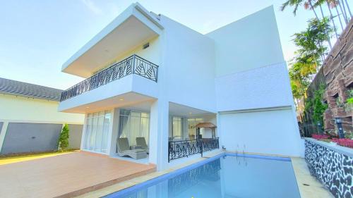 Superior Villa