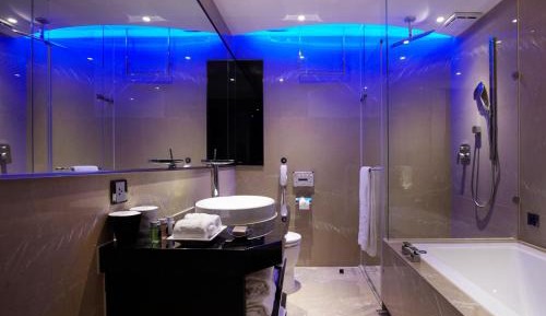 Corner King Room