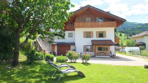 Studio with Mountain View