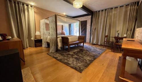 Double or Twin Room with Garden View