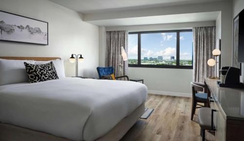 Premier King Room - Hearing Accessible