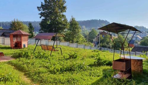 Studio with Mountain View