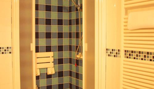 One-Bedroom Apartment (2 Adults)