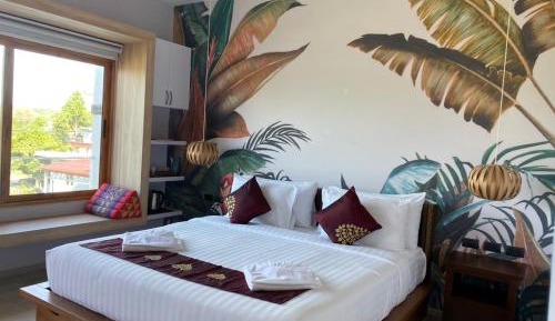 Deluxe King Room