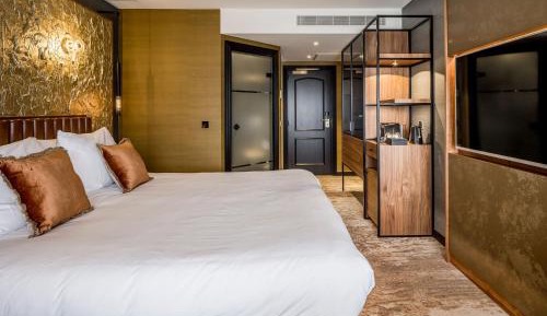 Dutch Design Double Room with Balcony