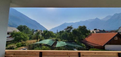 Two-Bedroom Apartment with Mountain View
