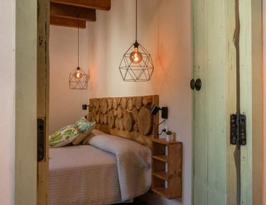 Five-Bedroom Apartment