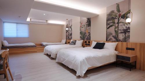 Japanese-Style Room