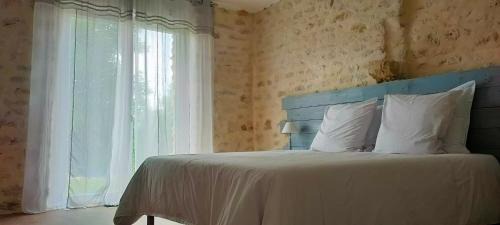 Queen Room with Garden View