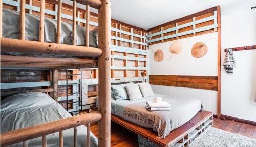 Quadruple Room with Private Bathroom