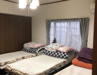 Economy Triple Room with Shared Bathroom