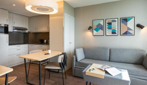 One-Bedroom Apartment