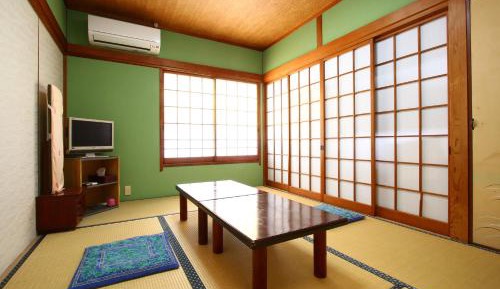 Japanese-Style Room