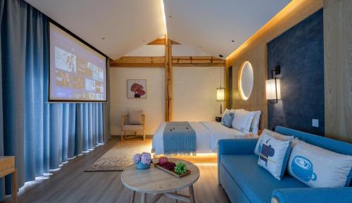 One-Bedroom Suite