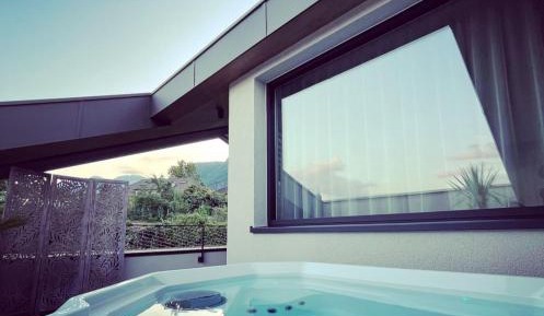 Deluxe Suite with Spa Bath