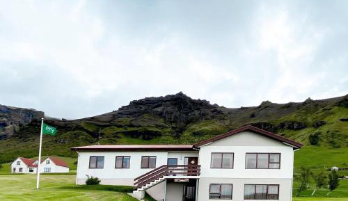 Standard Twin Room with Shared Bathroom - No Kitchen