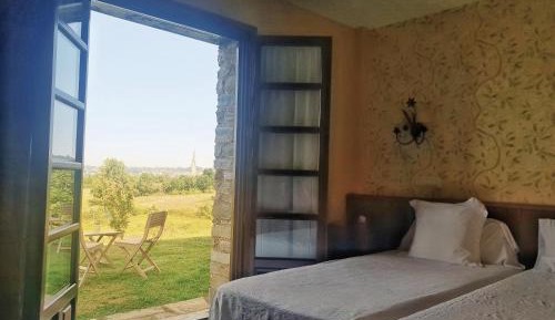 Standard Twin Room with Garden View