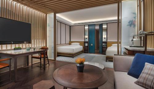 Twin Room with City View