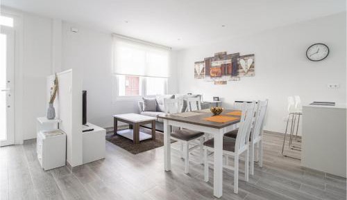 Three-Bedroom Holiday Home 