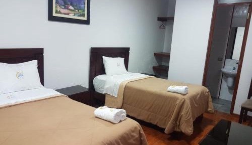 Twin Room with Private Bathroom