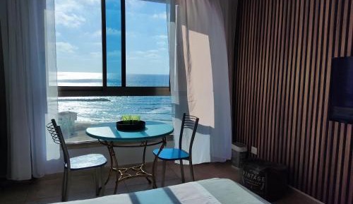 Family Room with Sea View