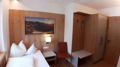 Single Room with Shower