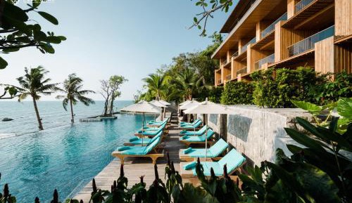 Dara Beachfront Suite with Club Benefits with Sea View
