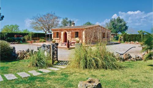 Two-Bedroom Holiday Home