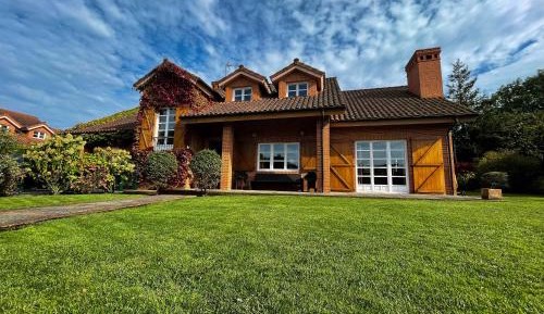 Deluxe Villa