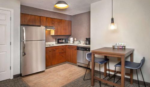 One Bedroom Suite Queen