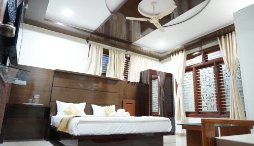 Deluxe Suite