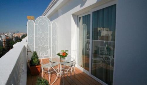 Junior Suite with Terrace - The Wellington Club