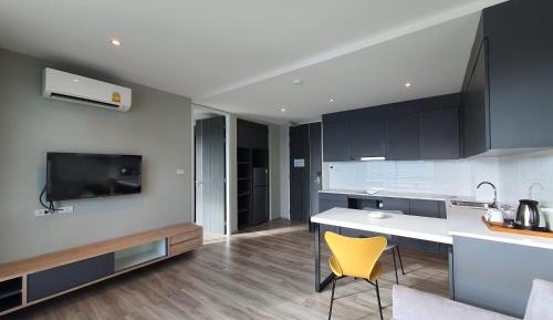 Executive Suite