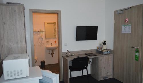Twin Room with Private Bathroom