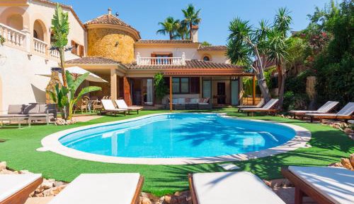 Villa with Private Pool