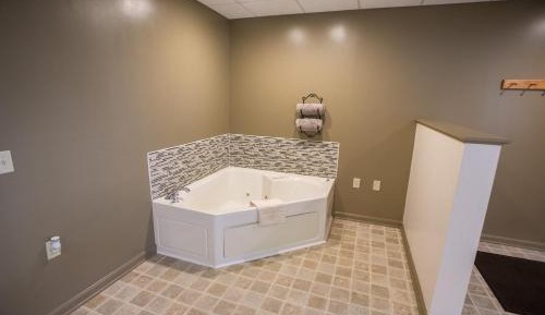 King Room with Spa Bath