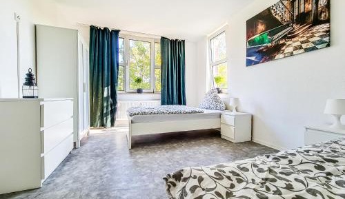 Three-Bedroom Apartment with Balcony