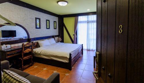 Deluxe Double Room with Bath